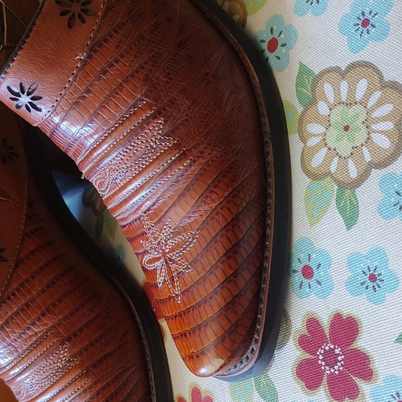 Ariat vintage leather mules size 7 unworn condition - Picture 3 of 10